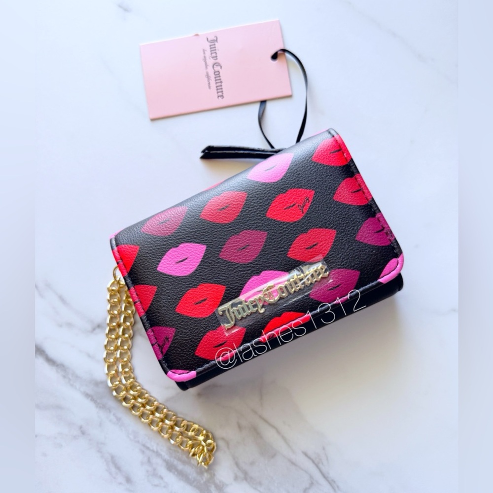 JUICY COUTURE Wallet Sealed with a Kiss Trifold - Black